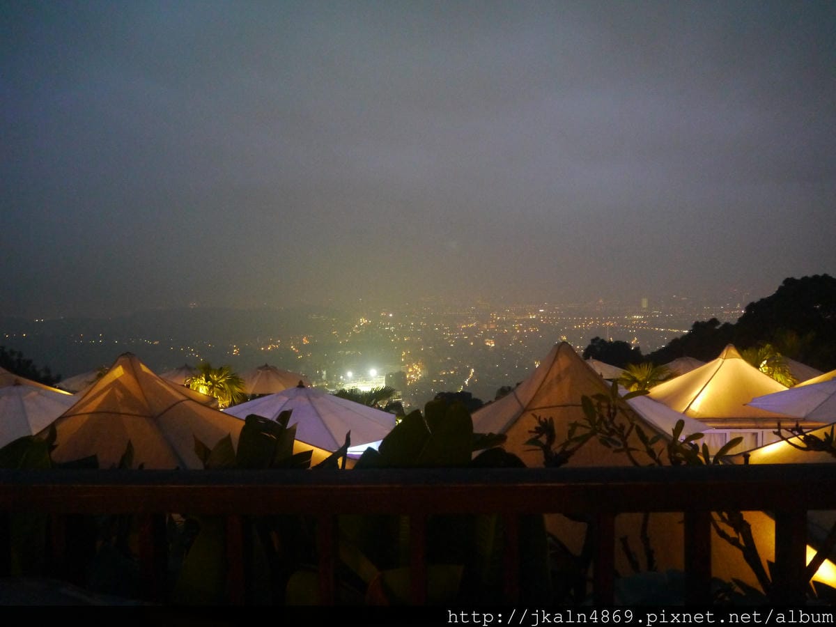 The Top 屋頂上景觀餐廳