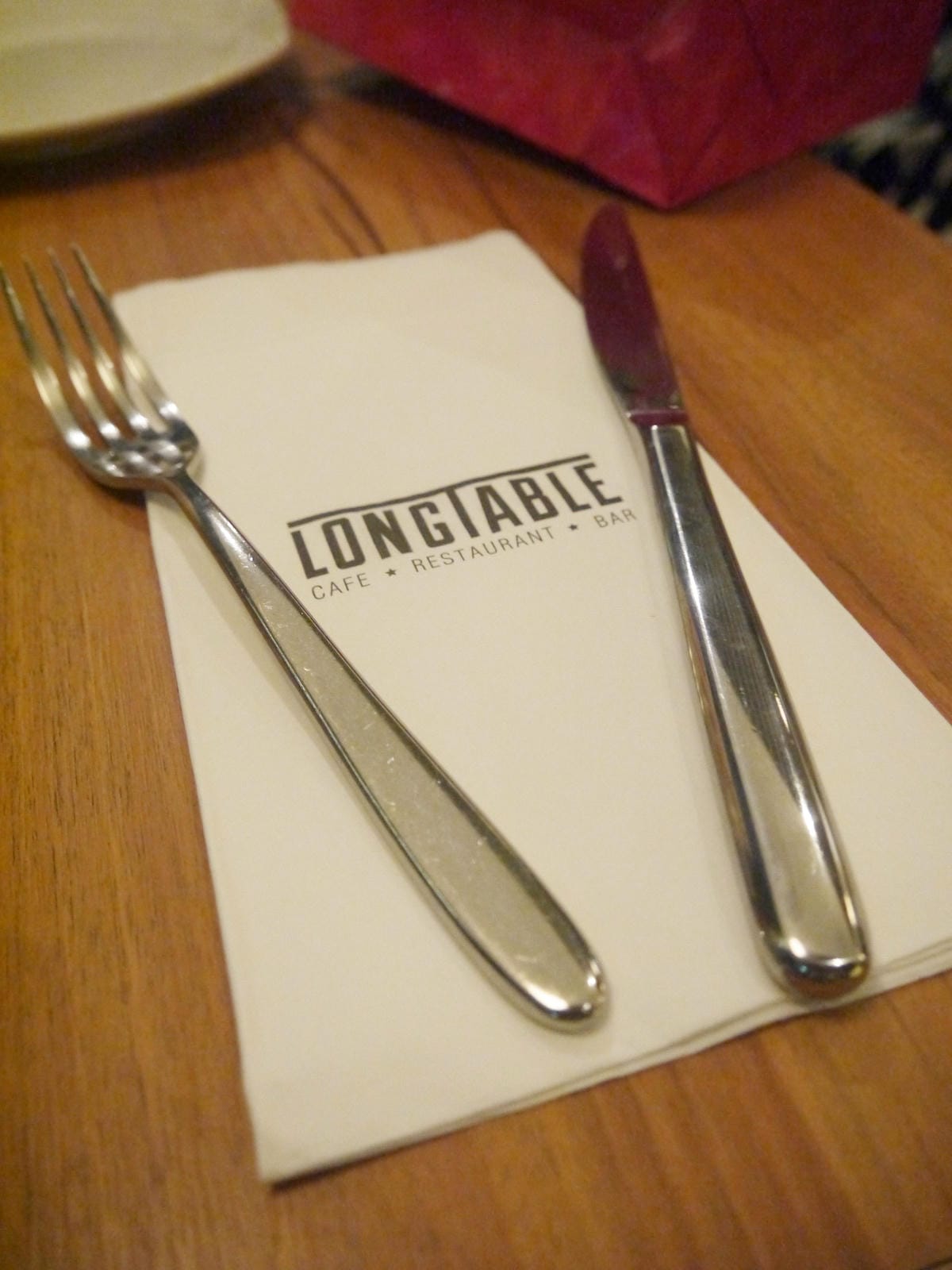 LONGTABLE LONGTABLE