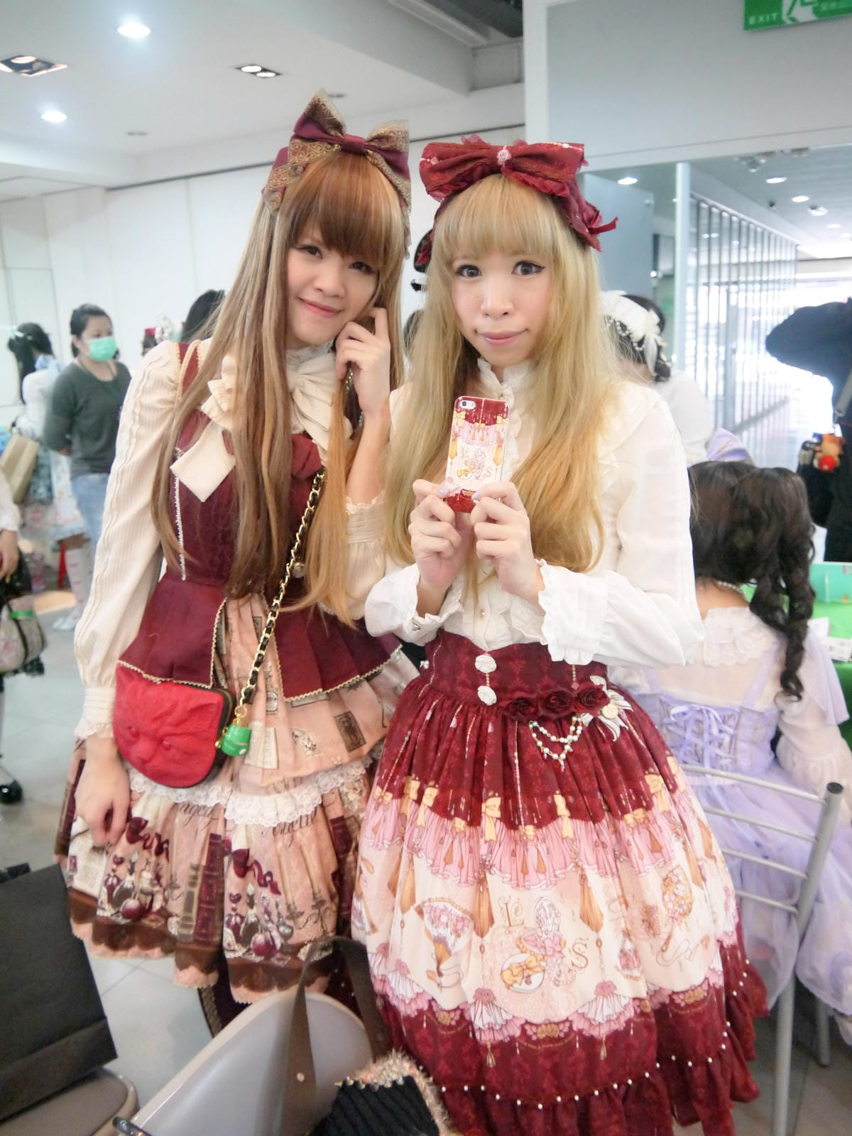 Lolita Fashion ONLY