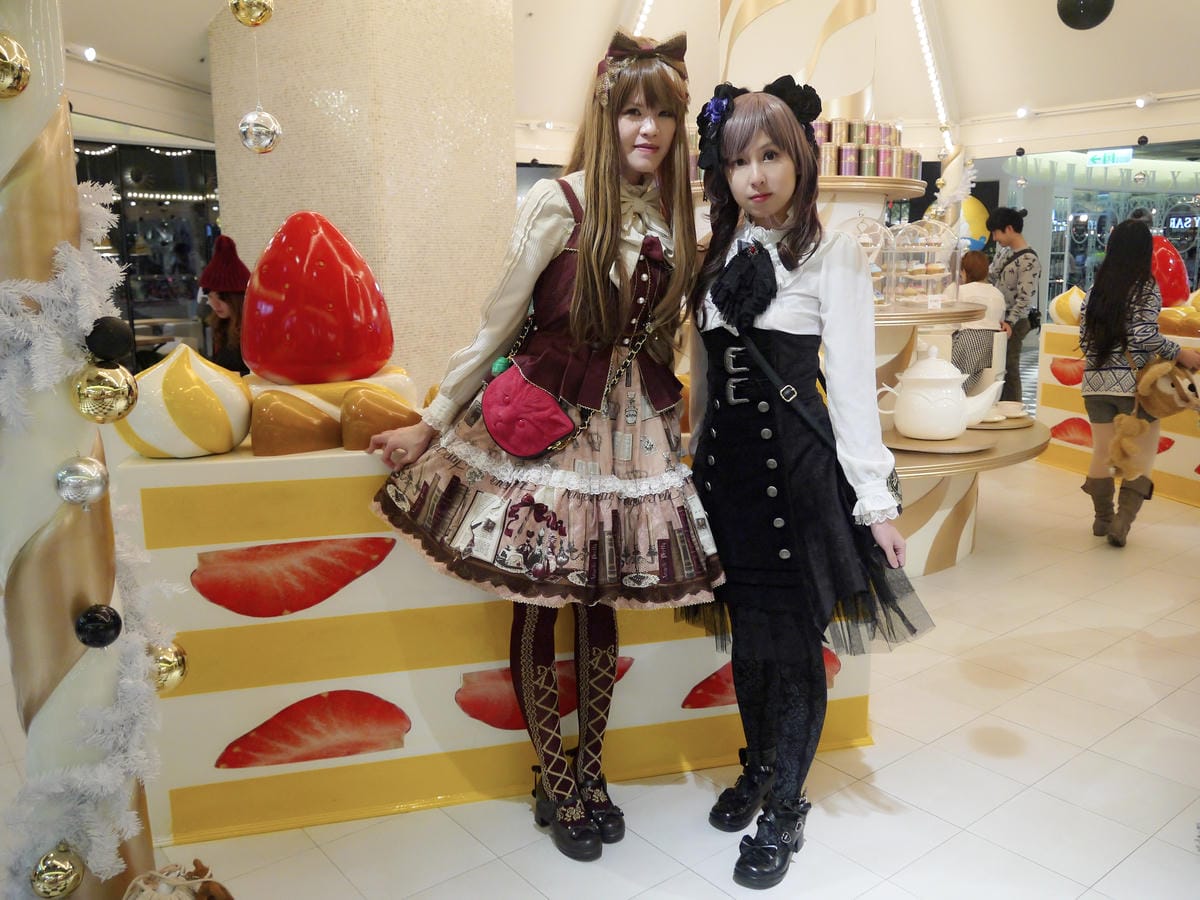 Lolita Fashion ONLY