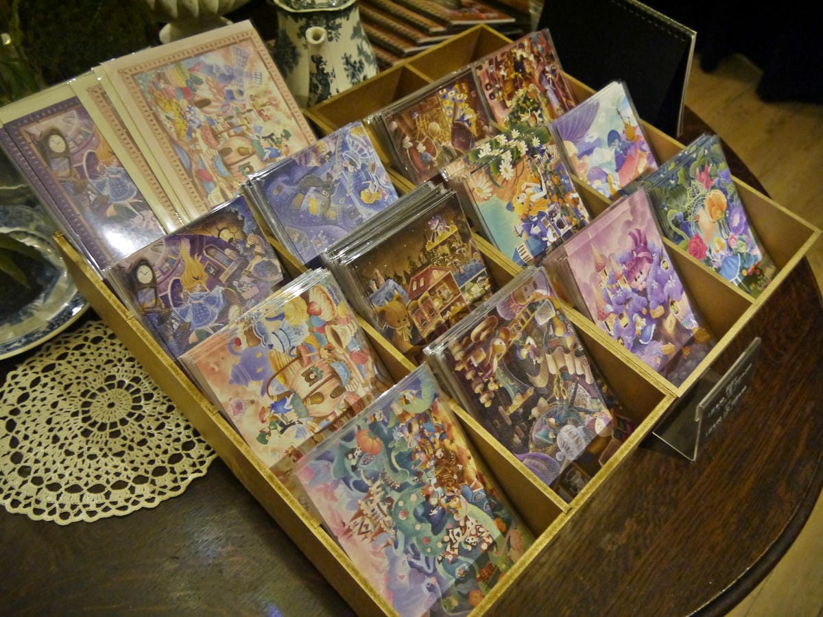 愛麗絲Christmas Window Display
