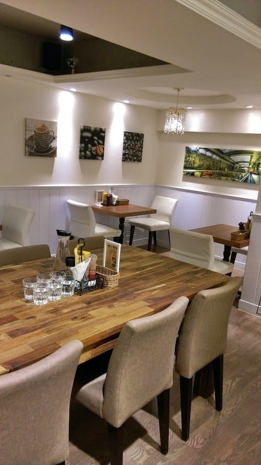 Young House Cafe 漾漾好食餐廳 - 東興店 Young House Cafe 漾漾好食餐廳 - 東興店