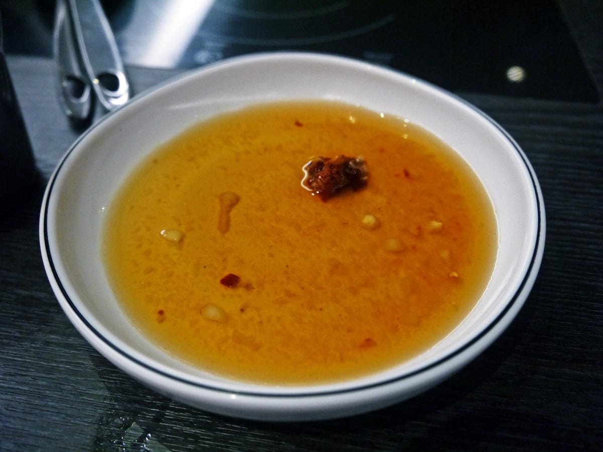 孔陵一隻雞 孔陵一隻雞
