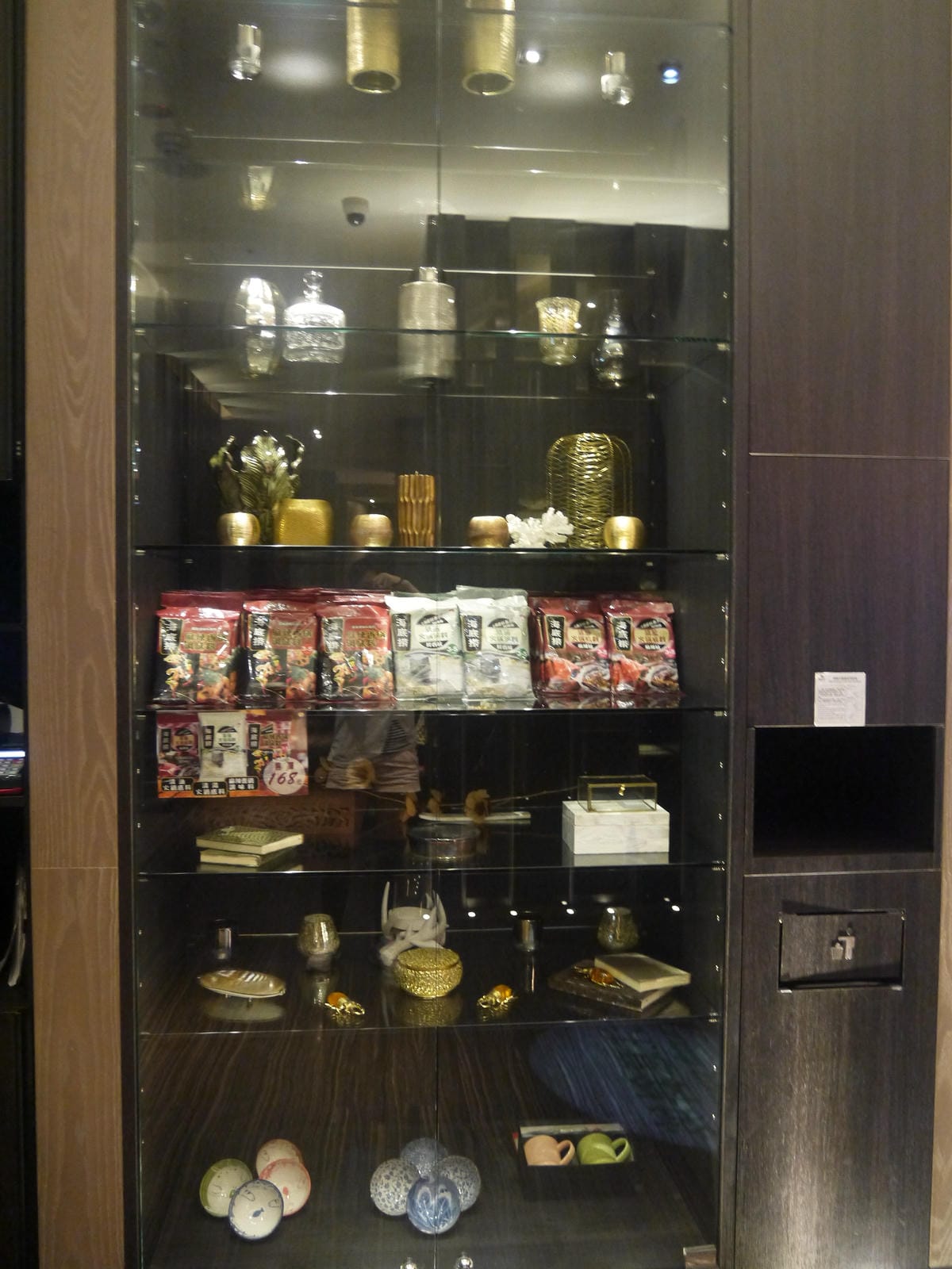 Haidilao 海底撈台灣att一號店 Haidilao 海底撈台灣att一號店