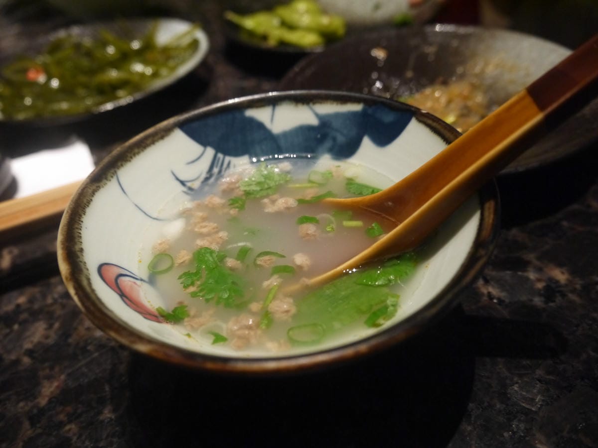 Haidilao 海底撈台灣att一號店 Haidilao 海底撈台灣att一號店