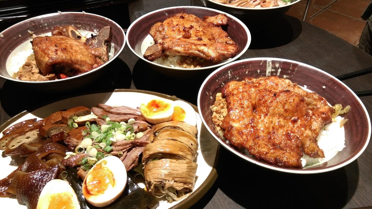 淡水 黑店 懷舊排骨飯(黑殿飯店)