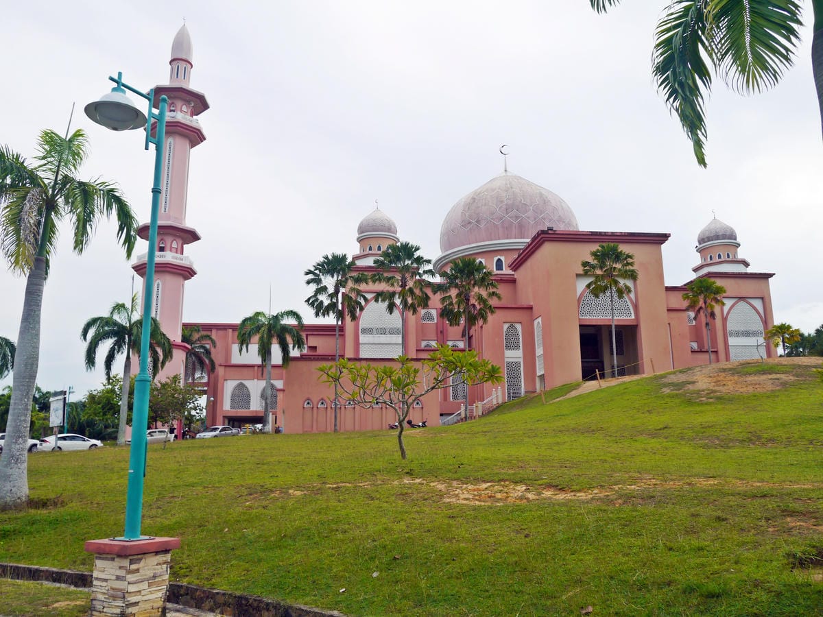 Masjid Universiti Malaysia Sabah, Kota Kinabalu Masjid Universiti Malaysia Sabah, Kota Kinabalu