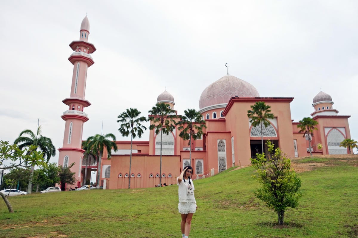 Masjid Universiti Malaysia Sabah, Kota Kinabalu Masjid Universiti Malaysia Sabah, Kota Kinabalu