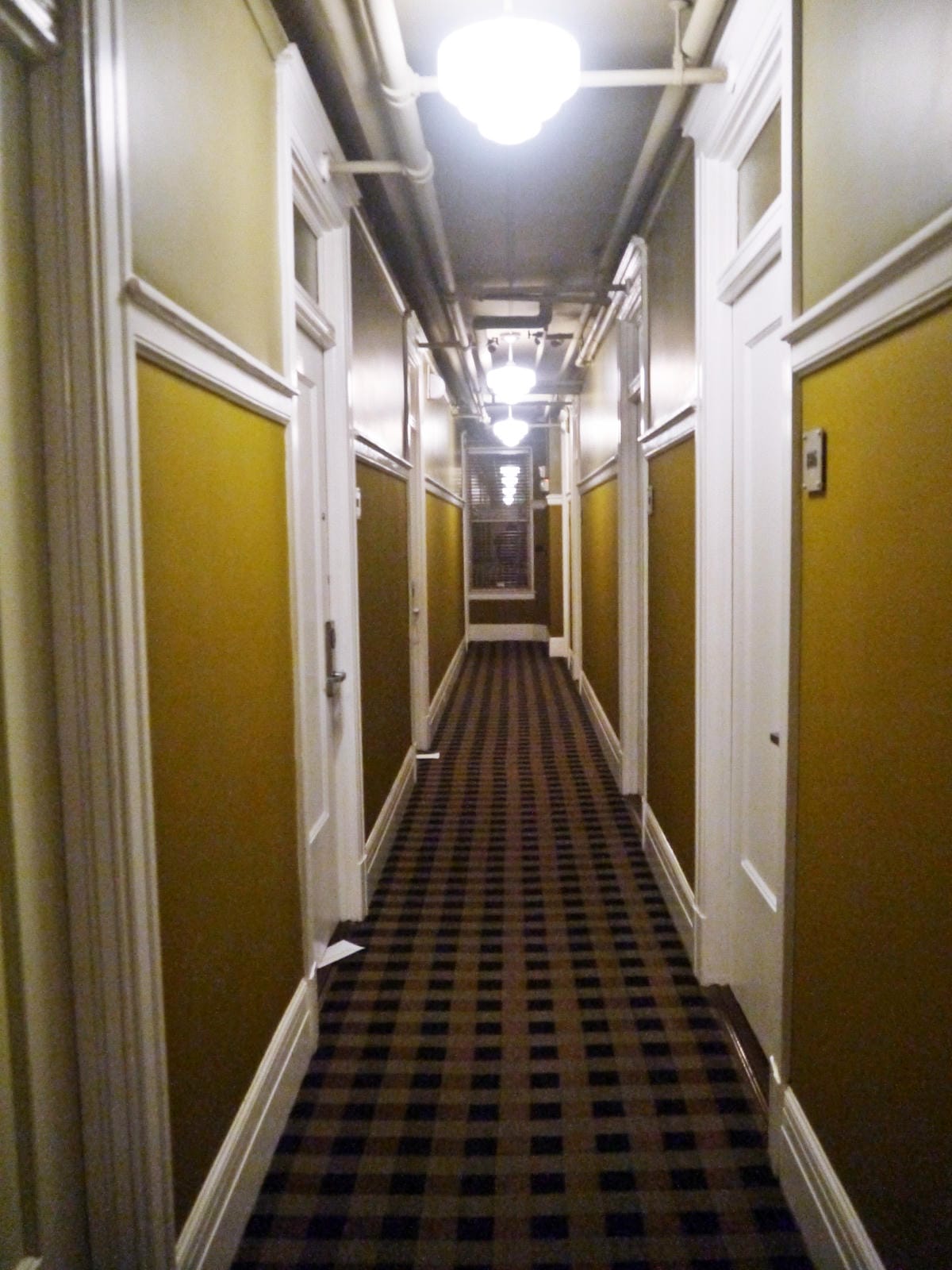 The Mosser Hotel The Mosser Hotel