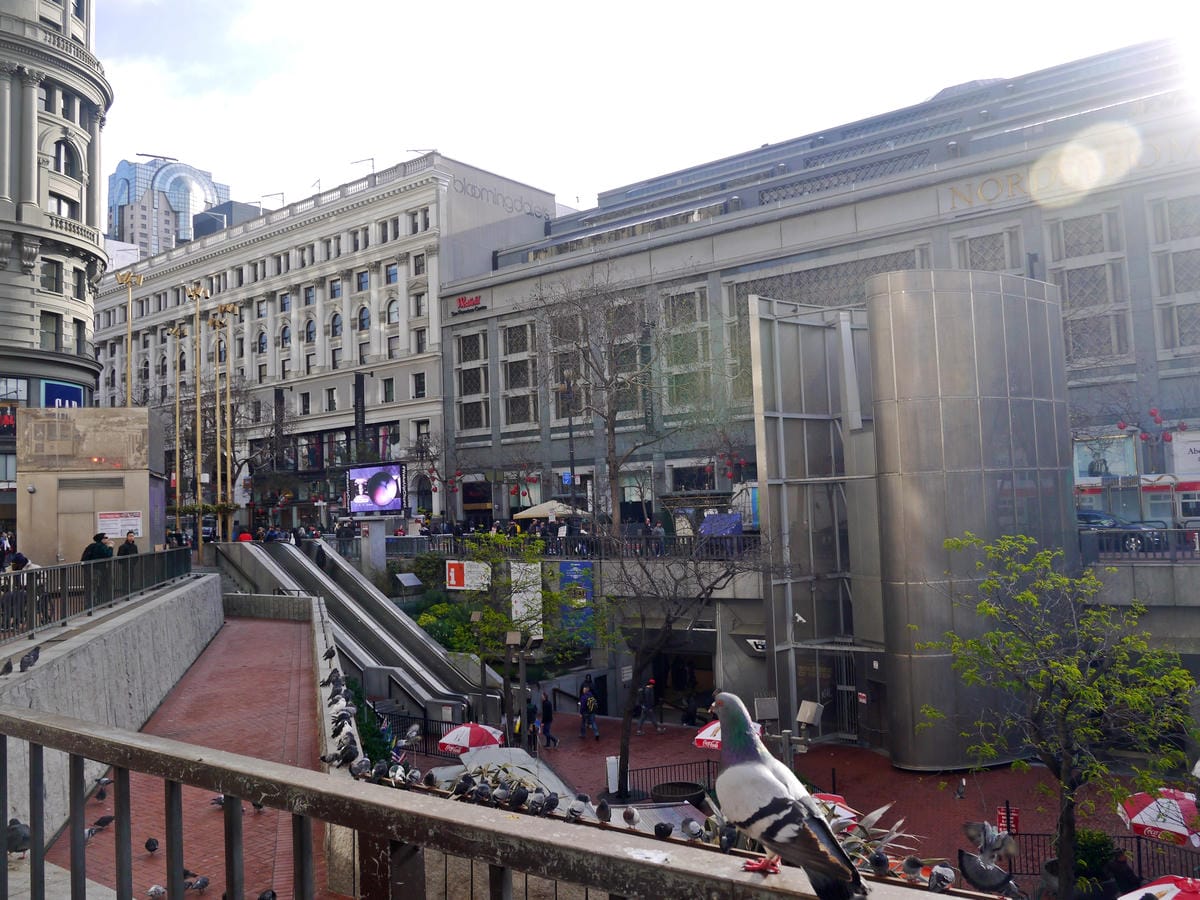 Powell St. Cable Car Turnaround Powell St. Cable Car Turnaround
