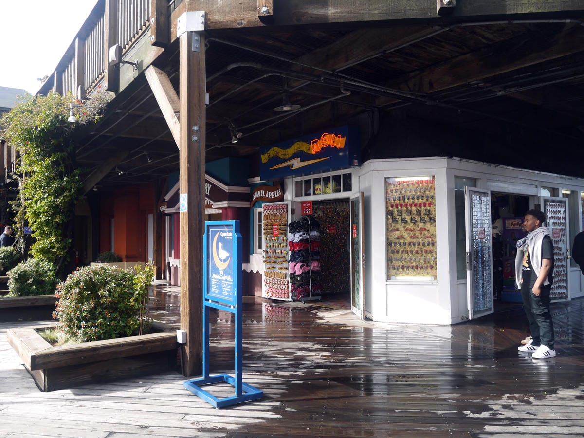 PIER 39