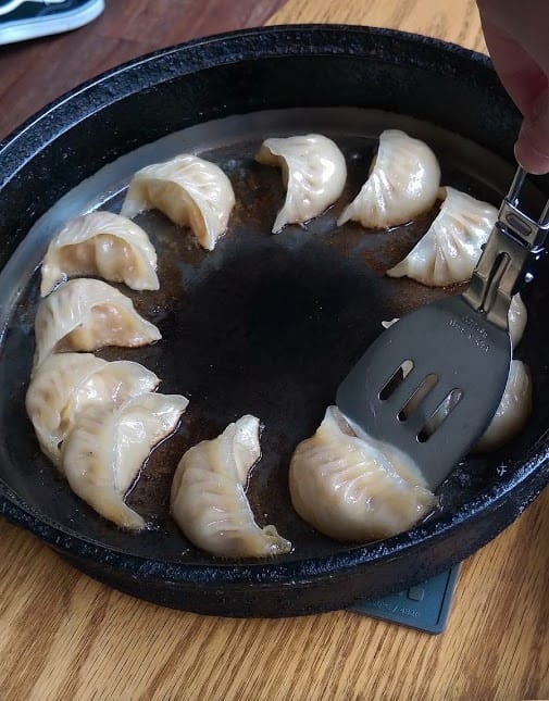 鐵 燒餃子 鐵 燒餃子