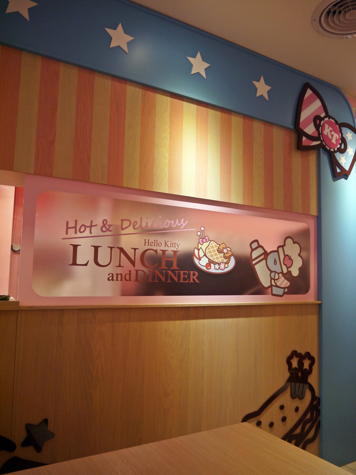 Hello Kitty Kitchen & Dining Hello Kitty Kitchen & Dining