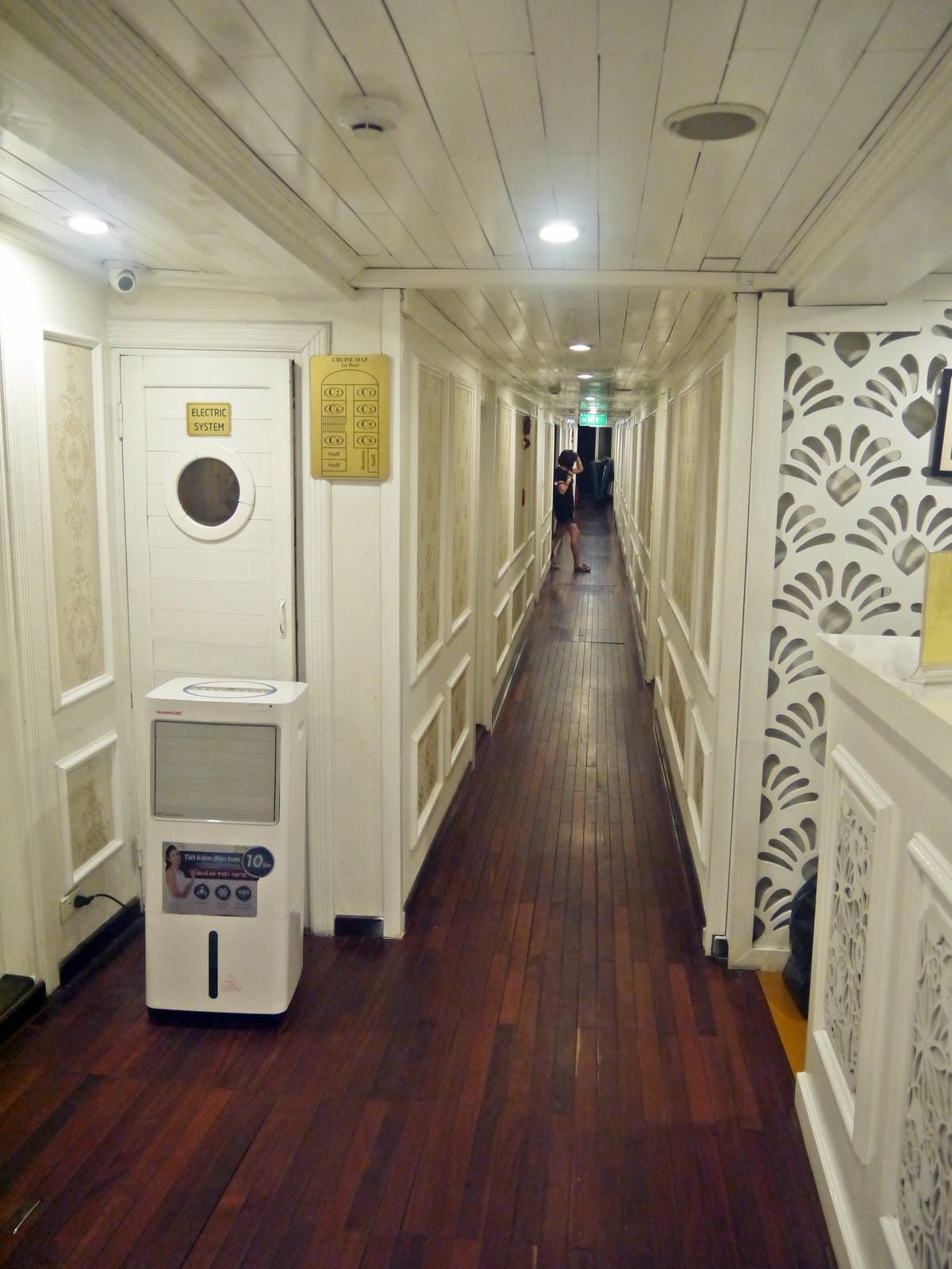 Signature Halong Cruise Signature Halong Cruise