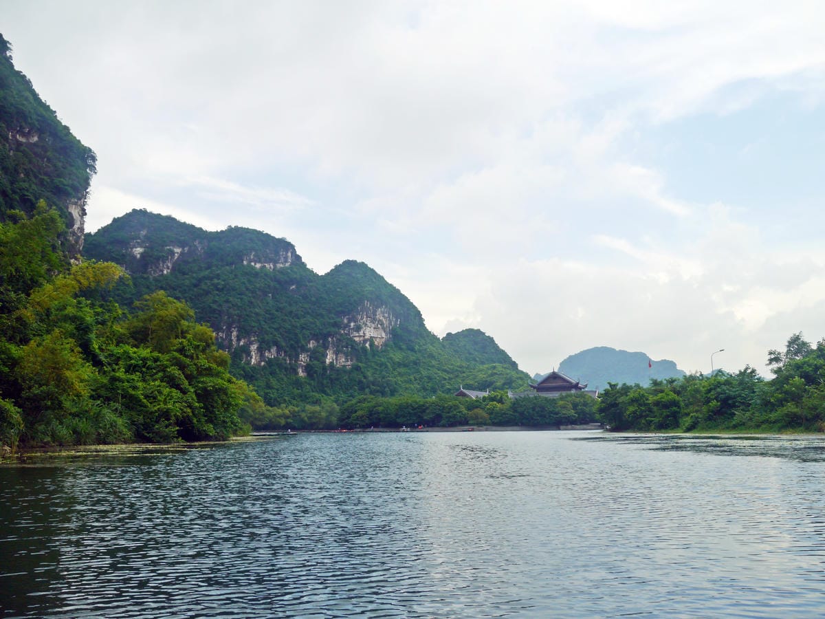 Tràng An - Di Sản Văn Hóa & Thiên Nhiên Thế Giới Tràng An - Di Sản Văn Hóa & Thiên Nhiên Thế Giới