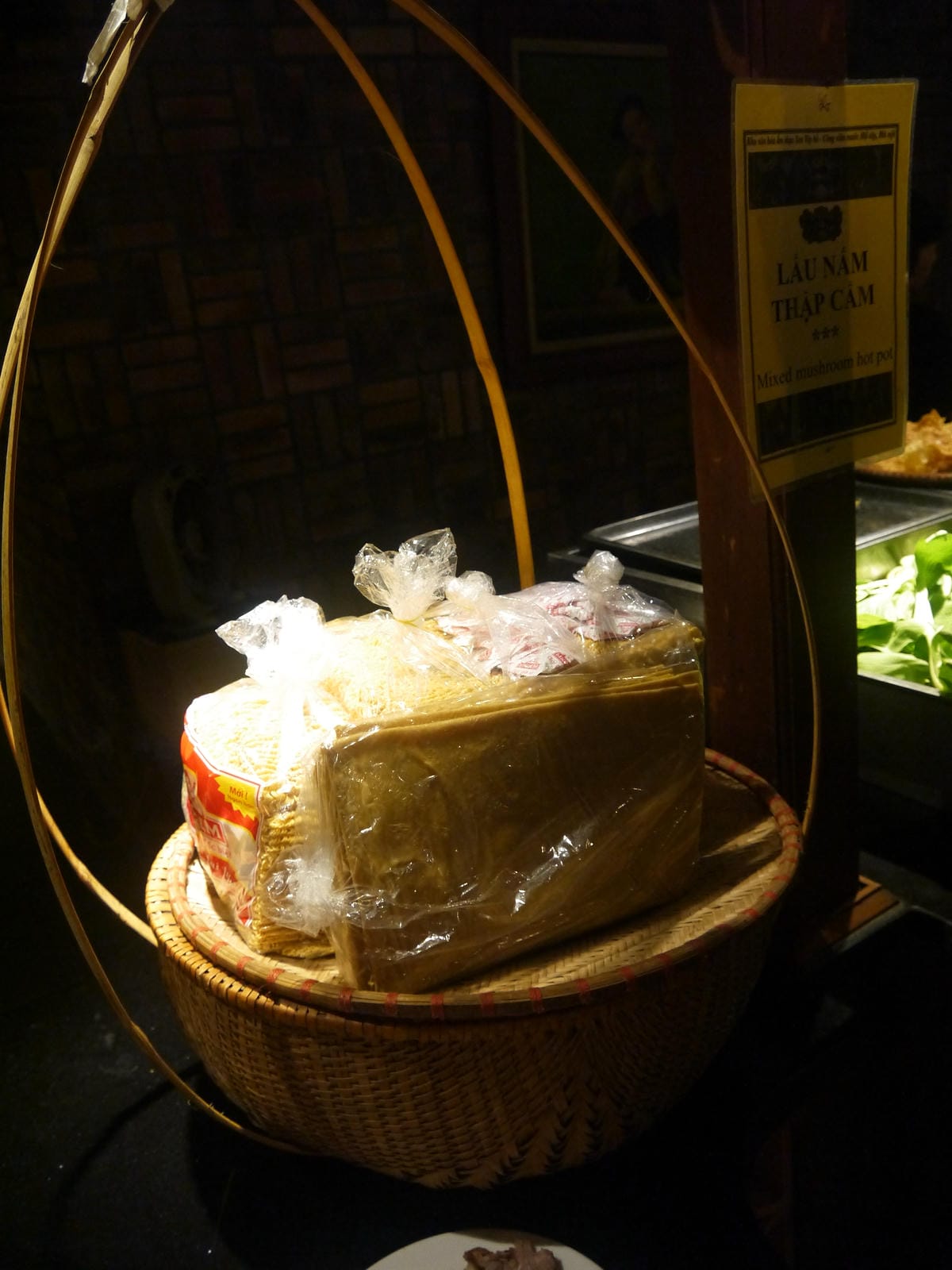 Khu Ẩm Thực Sen Tây Hồ