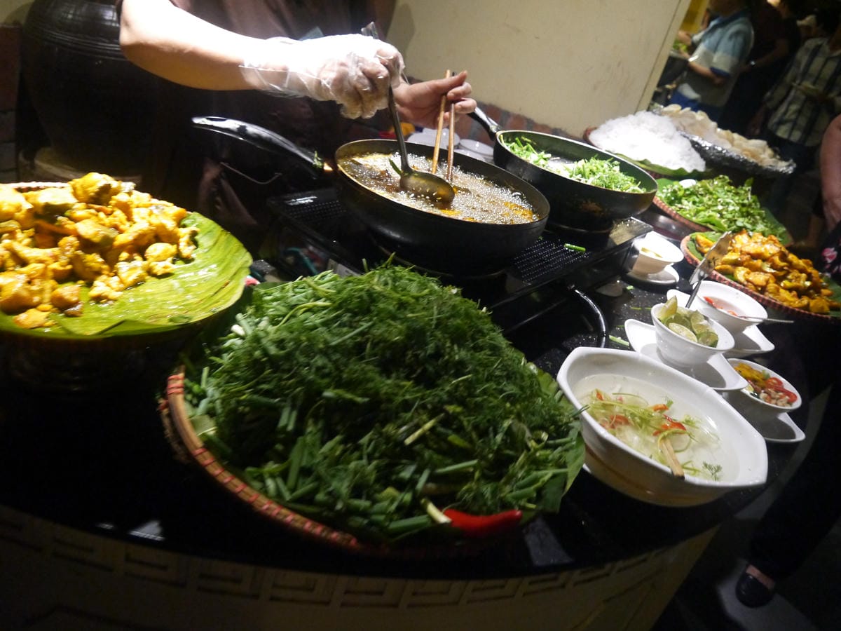 Khu Ẩm Thực Sen Tây Hồ