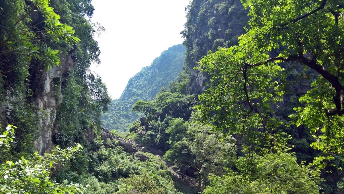 Tam Cốc - Bích Động, Ninh Bình, Việt Nam Tam Cốc - Bích Động, Ninh Bình, Việt Nam