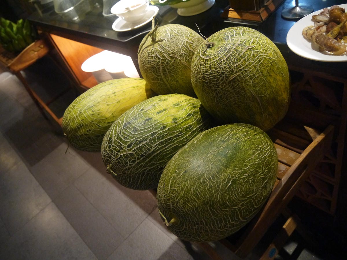 Khu Ẩm Thực Sen Tây Hồ