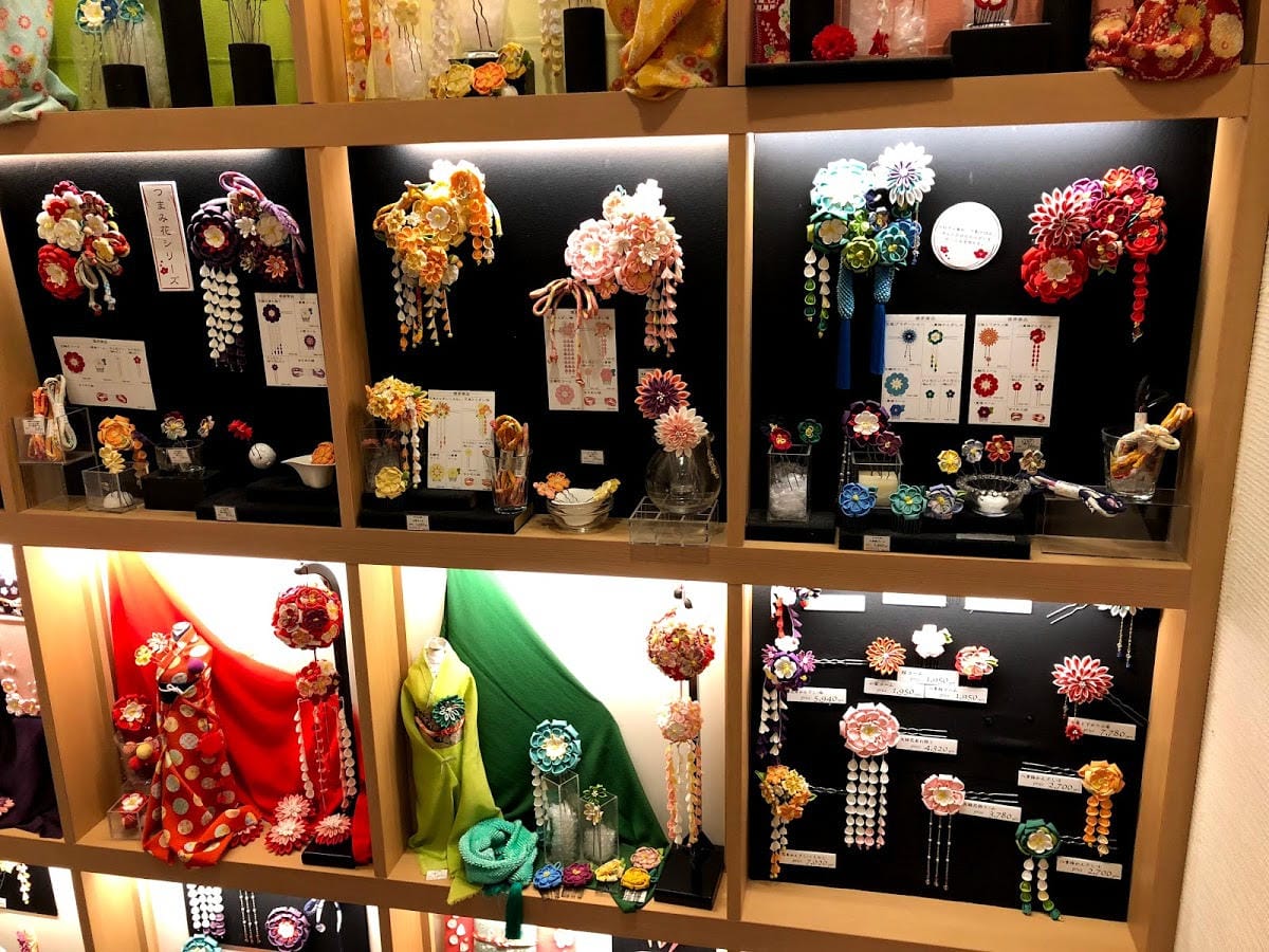 嵐山ちりめん細工館