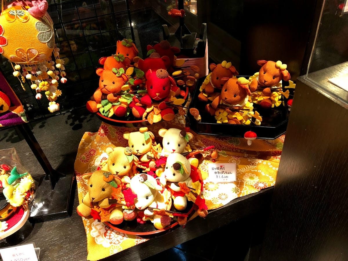 嵐山ちりめん細工館