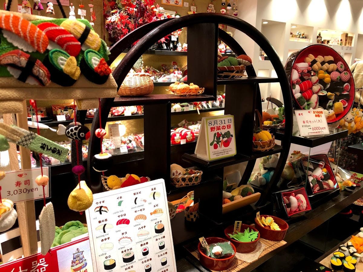 嵐山ちりめん細工館