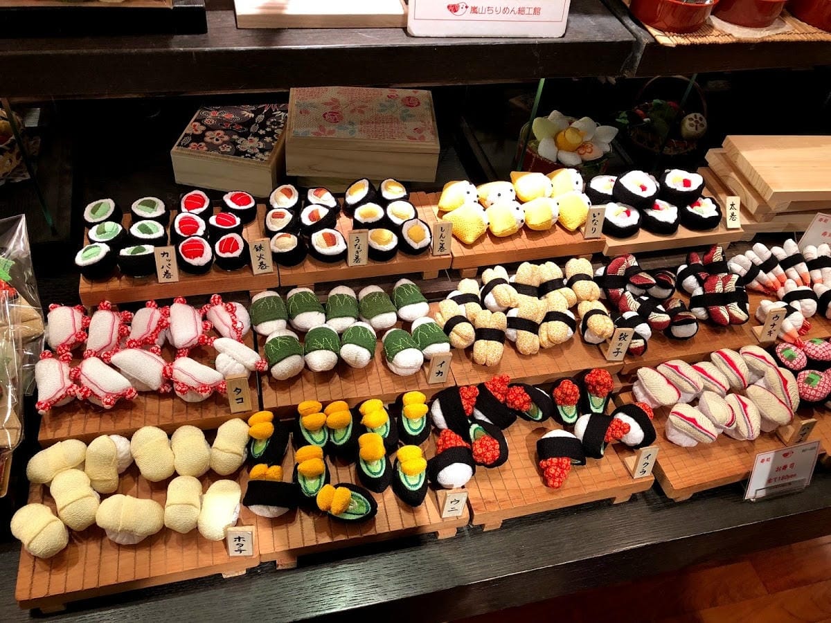 嵐山ちりめん細工館