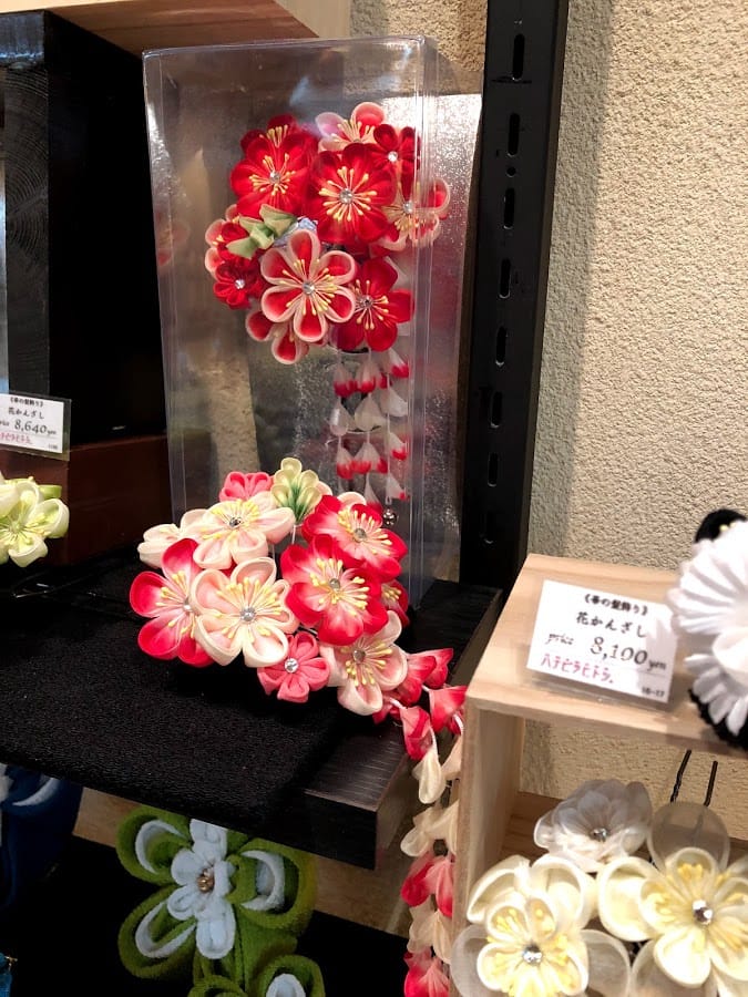 嵐山ちりめん細工館