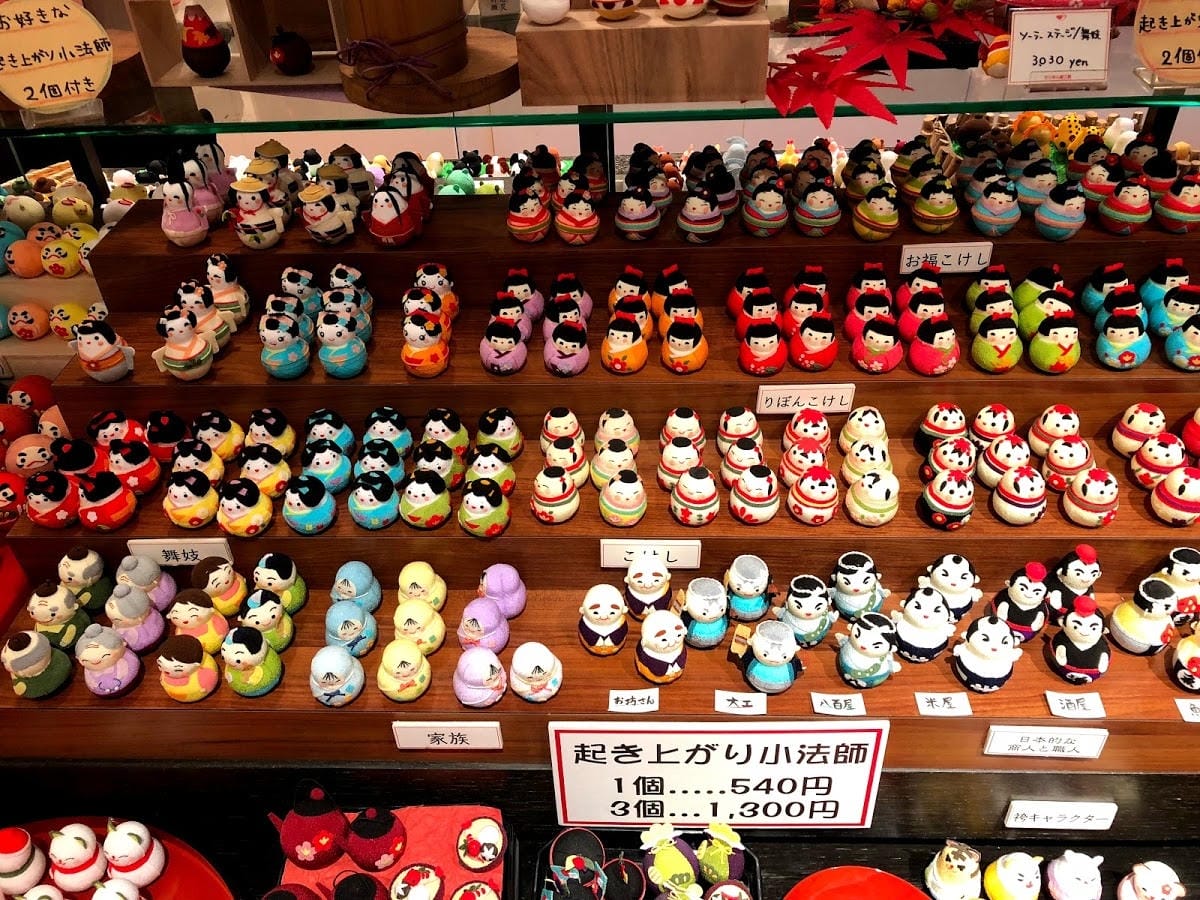 嵐山ちりめん細工館