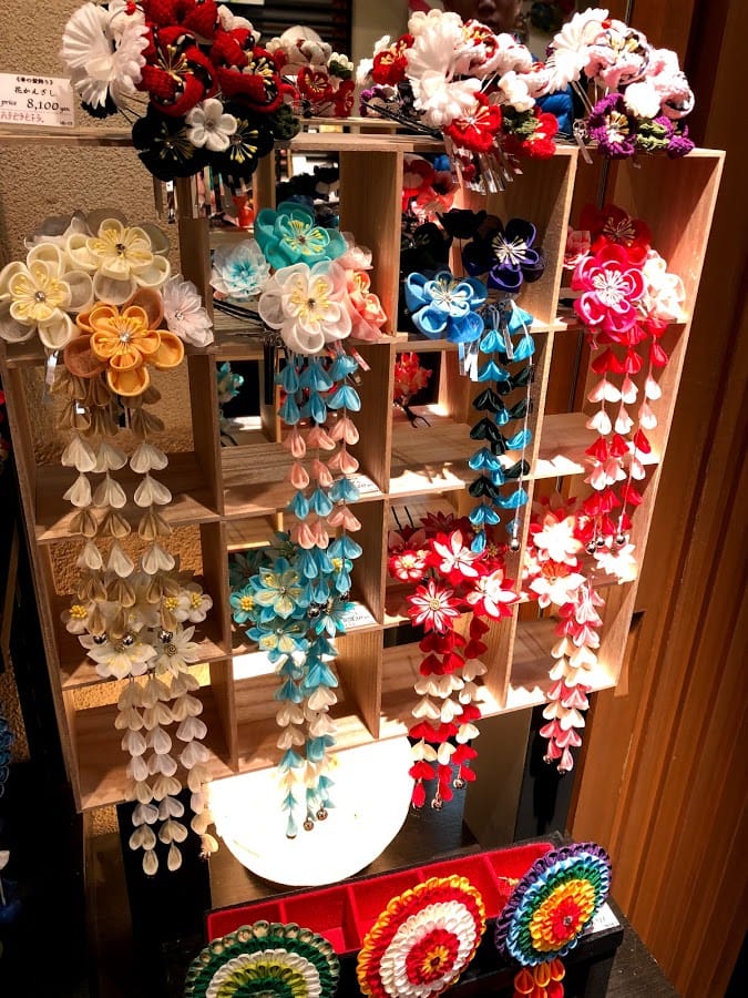 嵐山ちりめん細工館