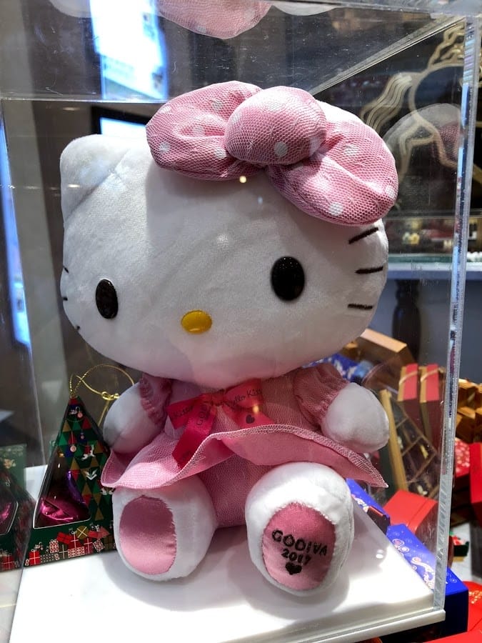 GODIVA x Hello Kitty