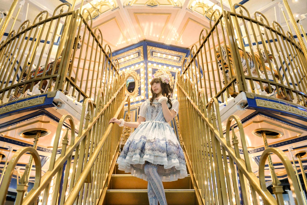 Atelier 17 X SHANG SHUN WORLD Atelier 17 X SHANG SHUN WORLD