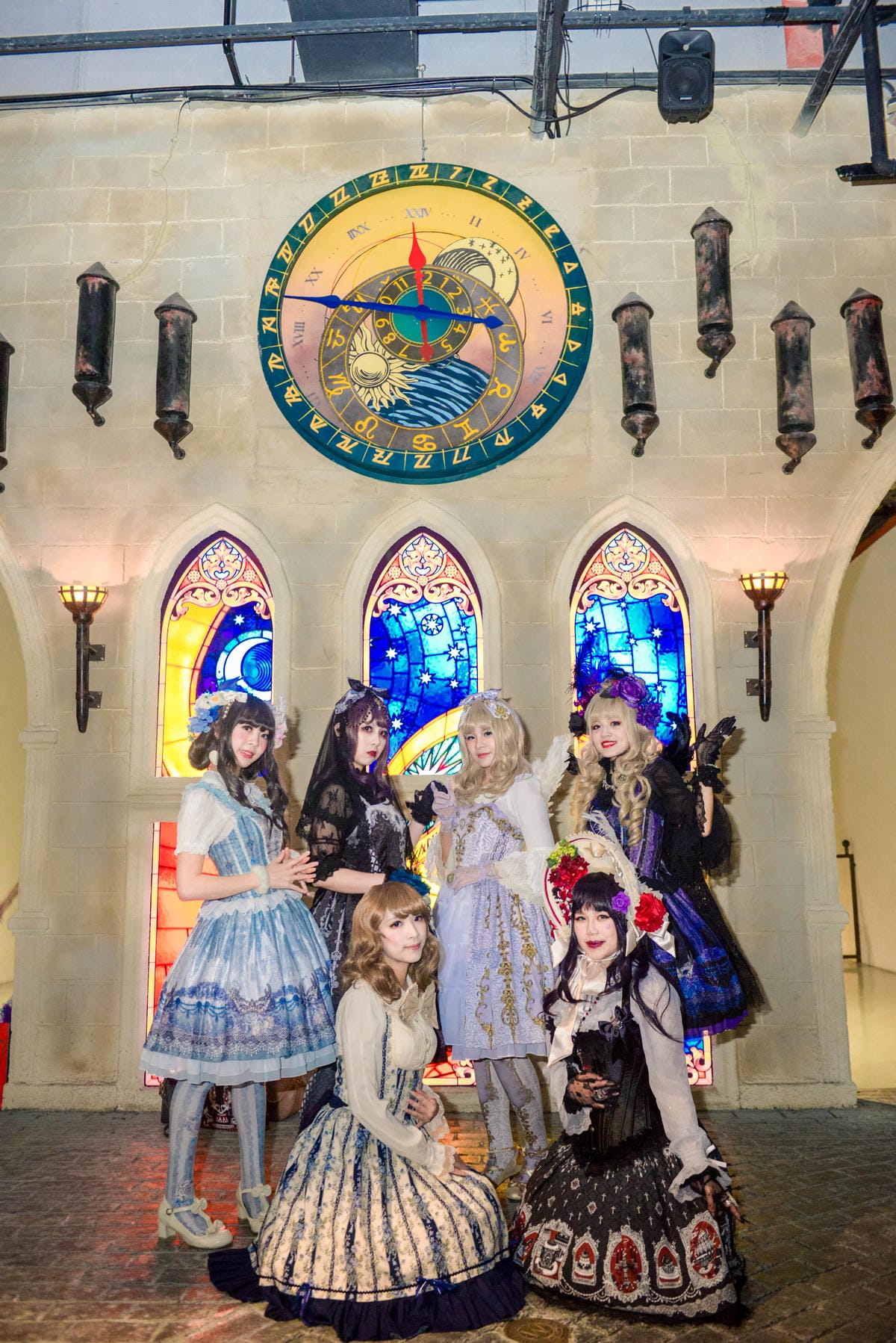 Atelier 17 X SHANG SHUN WORLD Atelier 17 X SHANG SHUN WORLD