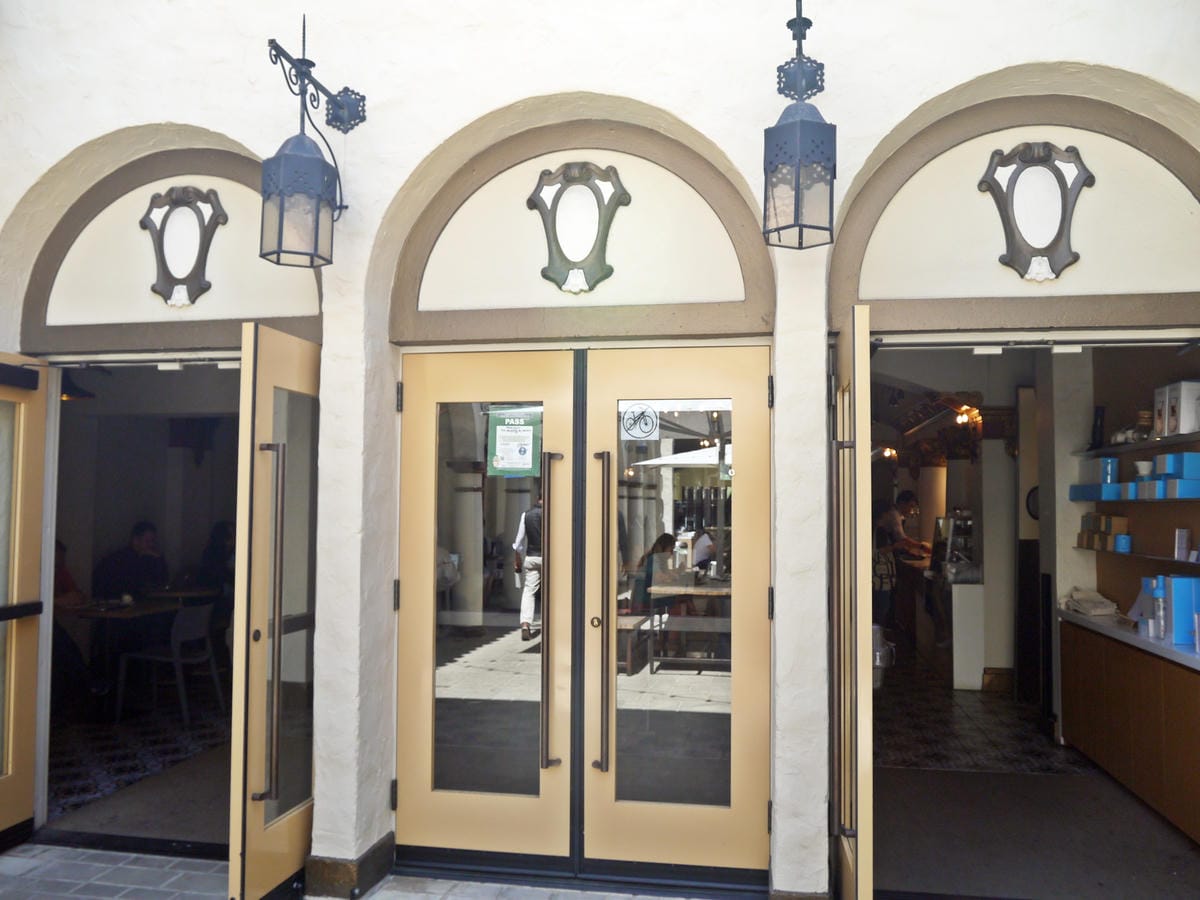 Blue Bottle Coffee (帕羅奧圖) Blue Bottle Coffee (帕羅奧圖)