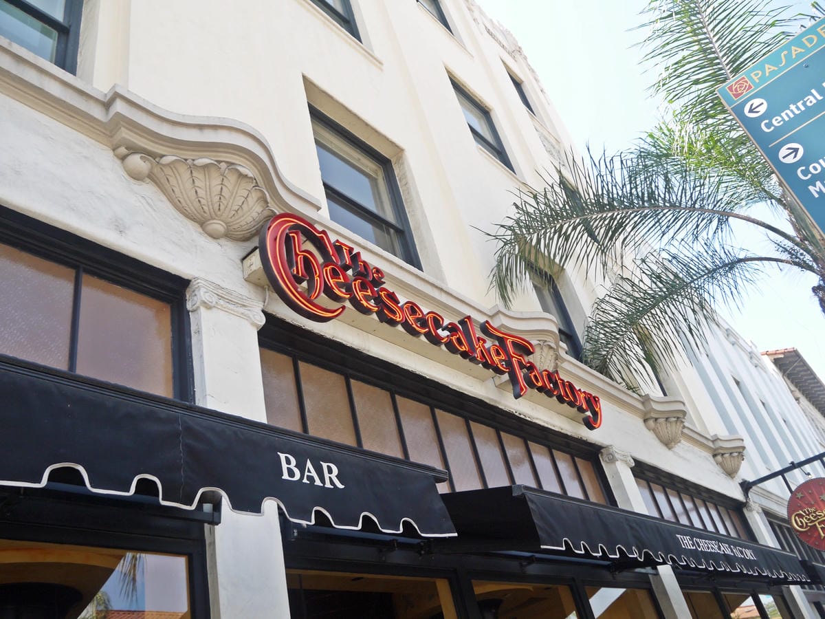 The Cheesecake Factory (帕薩迪納) The Cheesecake Factory (帕薩迪納)