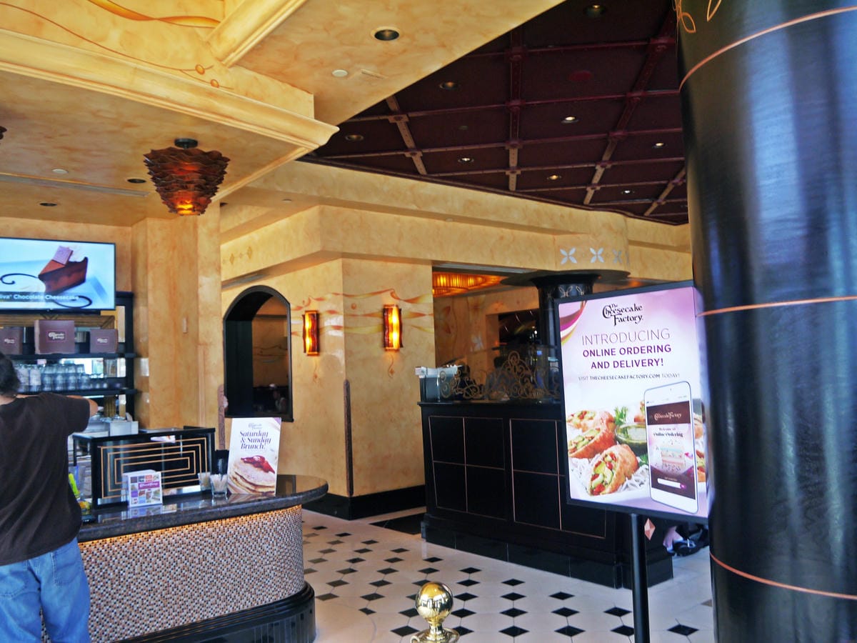 The Cheesecake Factory (帕薩迪納) The Cheesecake Factory (帕薩迪納)