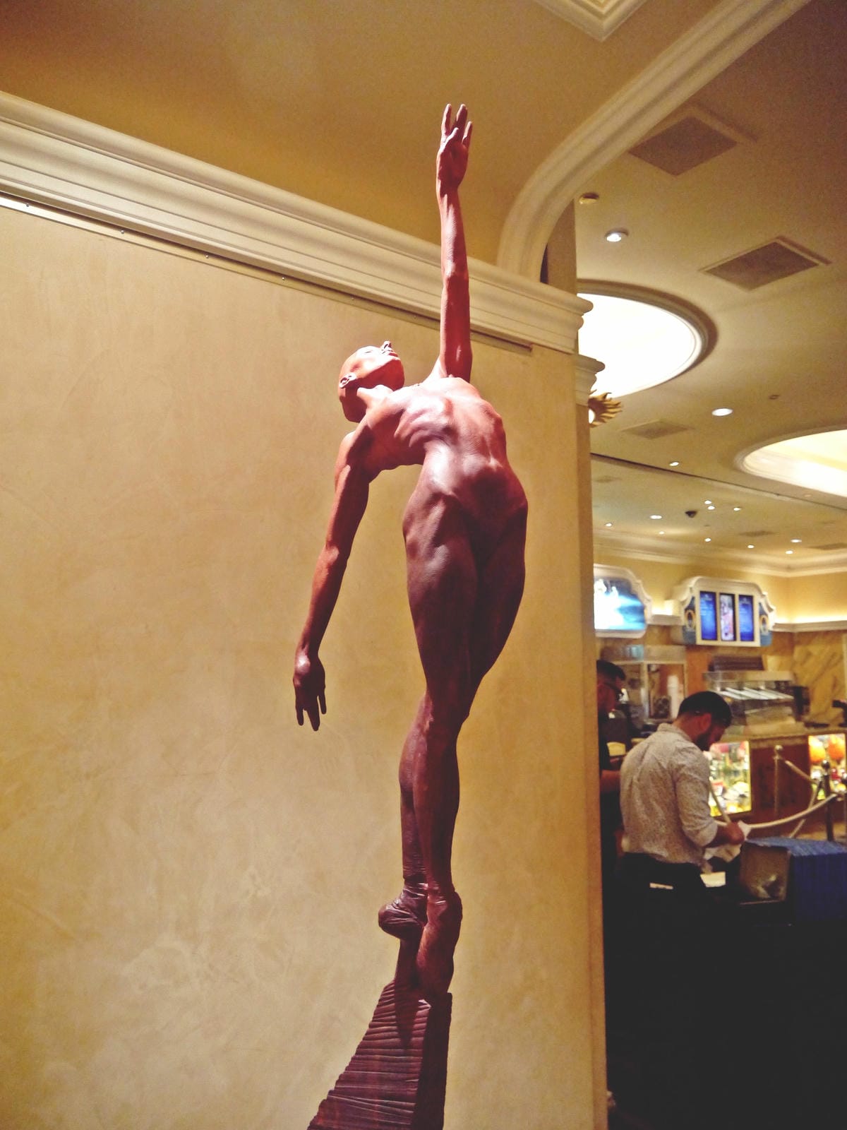 %22O%22 by Cirque du Soleil %22O%22 by Cirque du Soleil