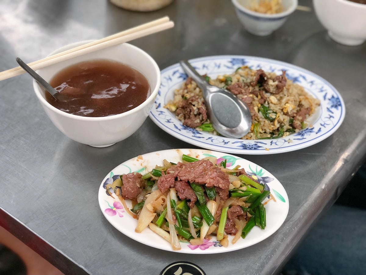 文章牛肉湯【本產牛肉料理專賣店】 文章牛肉湯【本產牛肉料理專賣店】