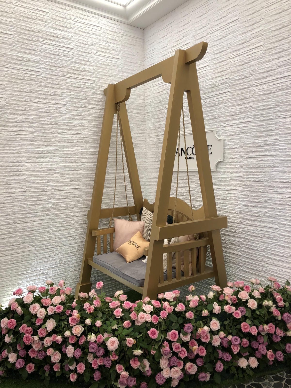 蘭蔻玫瑰花園快閃店