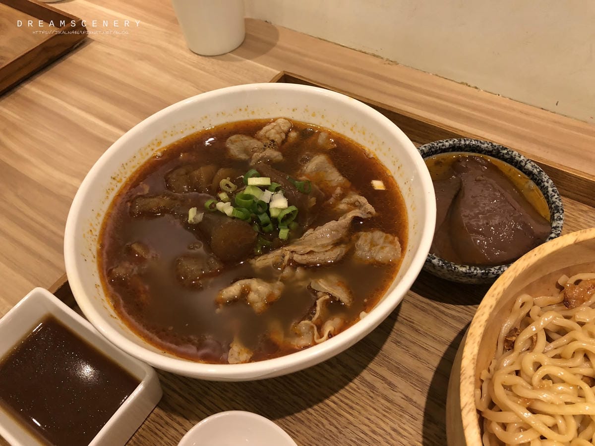 大師兄銷魂麵舖-忠孝店 大師兄銷魂麵舖-忠孝店