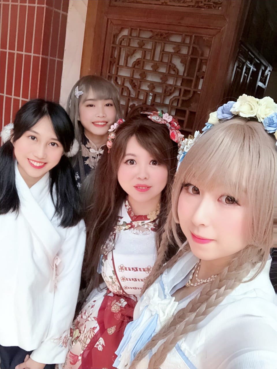 霜月華風聚 霜月華風聚