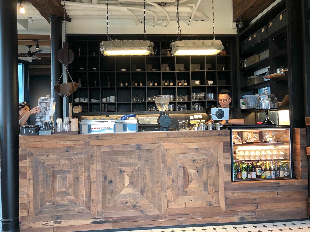 BLACK HOUSE CAFE 黑宅咖啡 BLACK HOUSE CAFE 黑宅咖啡