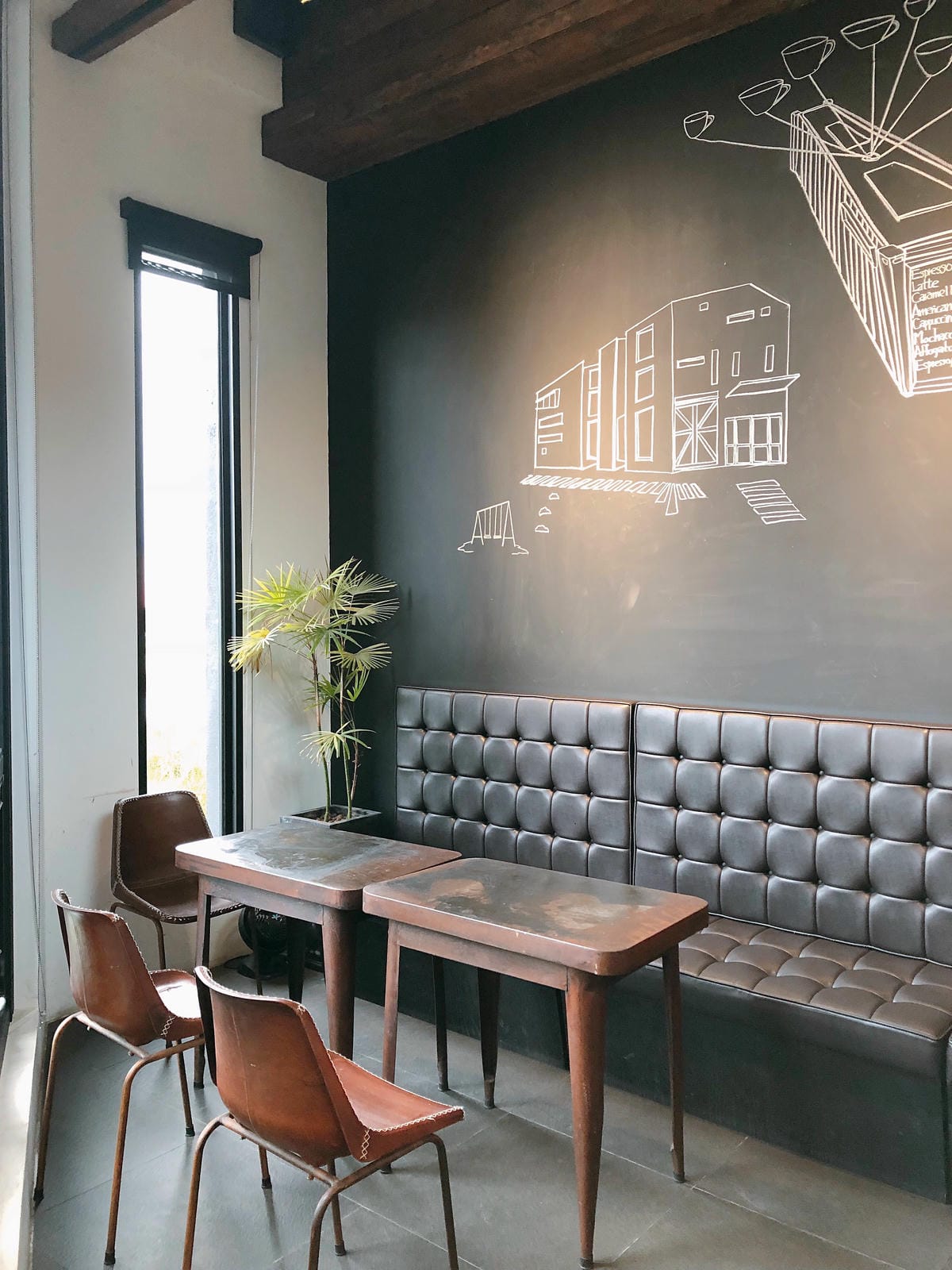 BLACK HOUSE CAFE 黑宅咖啡 BLACK HOUSE CAFE 黑宅咖啡