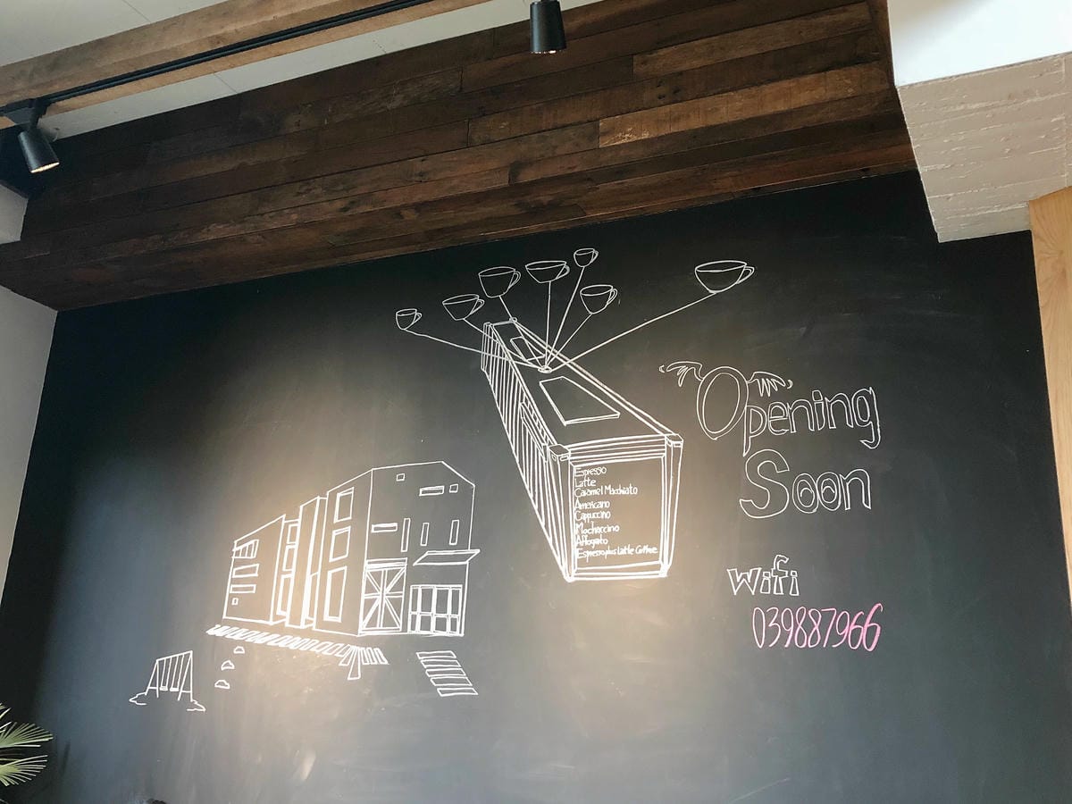 BLACK HOUSE CAFE 黑宅咖啡 BLACK HOUSE CAFE 黑宅咖啡