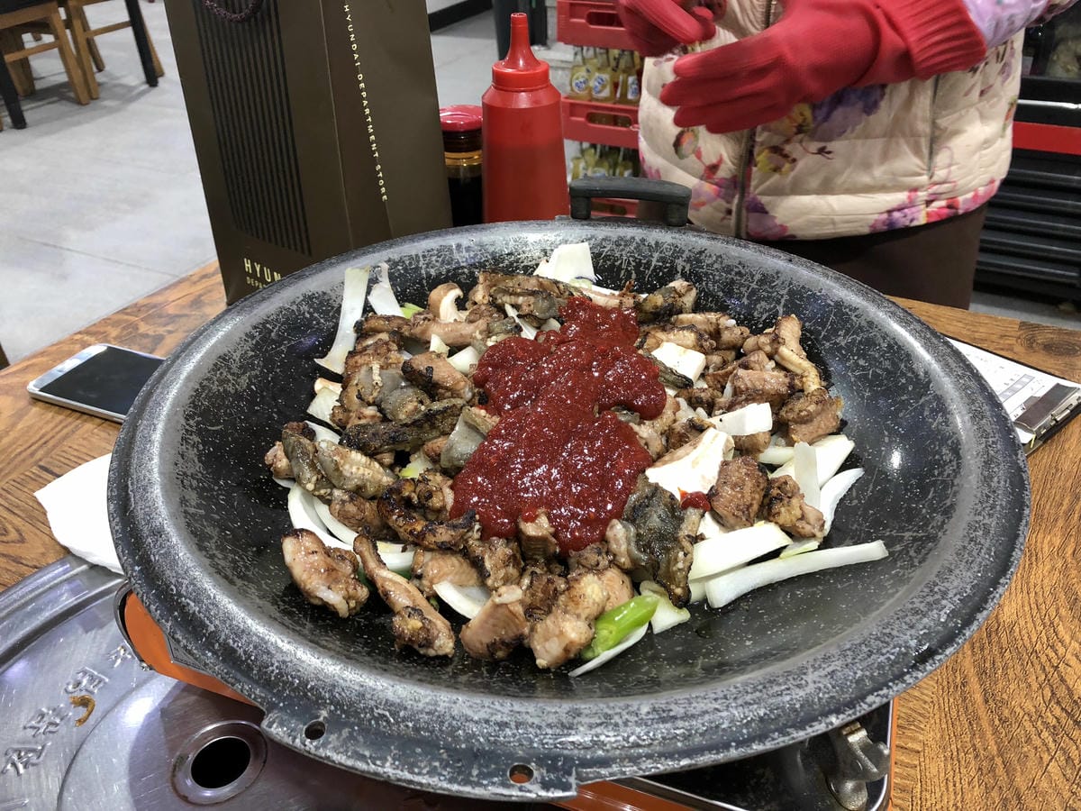 【韓國-釜山】札嘎其市場│新鮮海鮮料理│ 洣鼎生魚片店