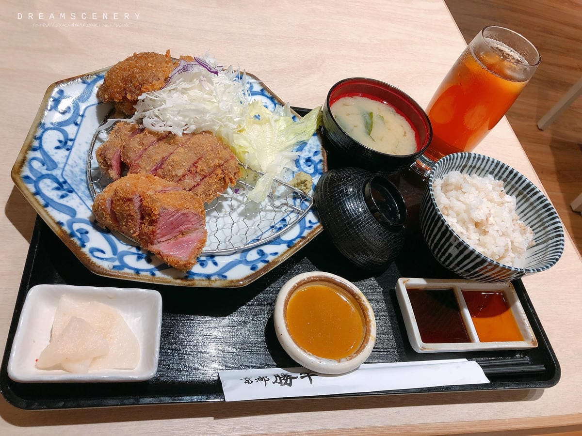 京都勝牛-新竹巨城店 京都勝牛-新竹巨城店