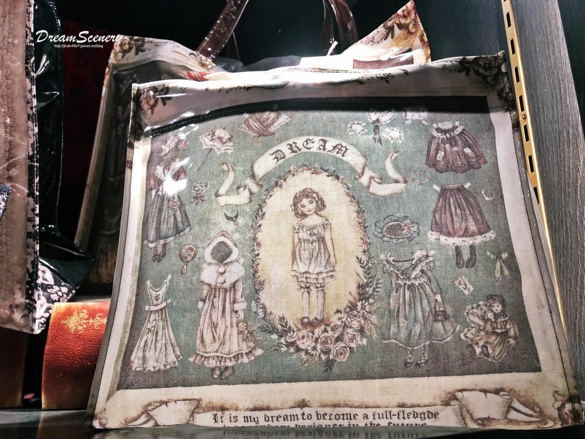 水曜日愛麗絲原宿店 水曜日愛麗絲原宿店