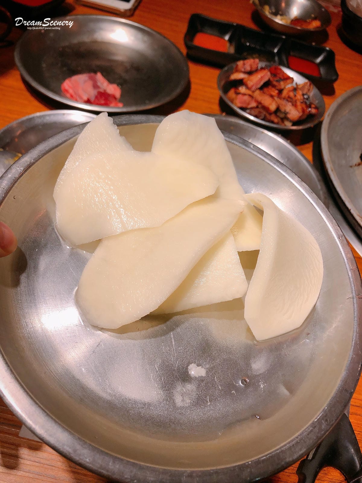 《肉倉》韓國烤肉吃到飽 《肉倉》韓國烤肉吃到飽