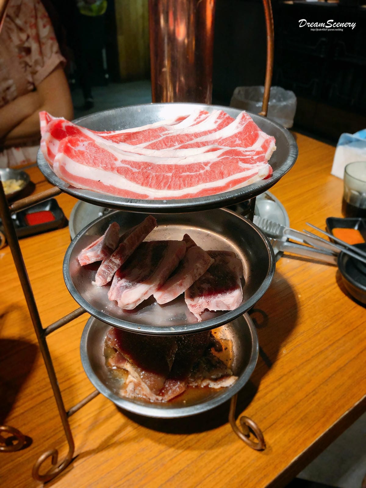 《肉倉》韓國烤肉吃到飽 《肉倉》韓國烤肉吃到飽