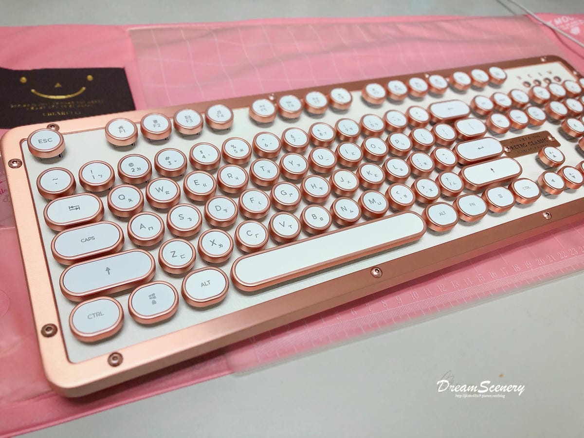 RETRO CLASSIC 復古打字鍵盤 RETRO CLASSIC 復古打字鍵盤